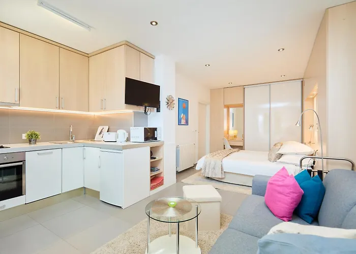 New & Stylish With A Lush Private Garden Apartamento Dubrovnik