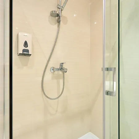 New & Stylish With A Lush Private Garden Apartment