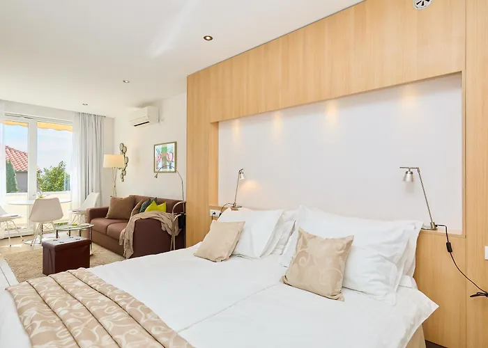 New & Stylish With A Lush Private Garden Dubrovnik